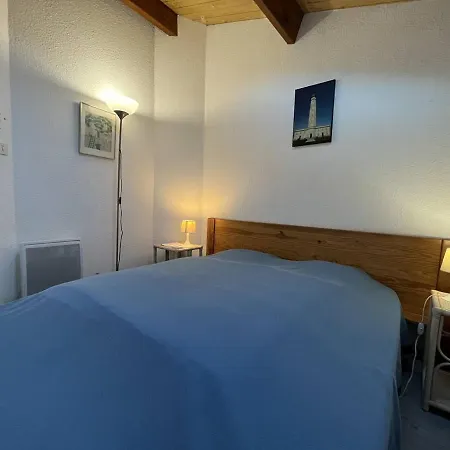 Maison Familiale Avec Jardin, Piscine Et Proche - - Fr-1-246a-196 *